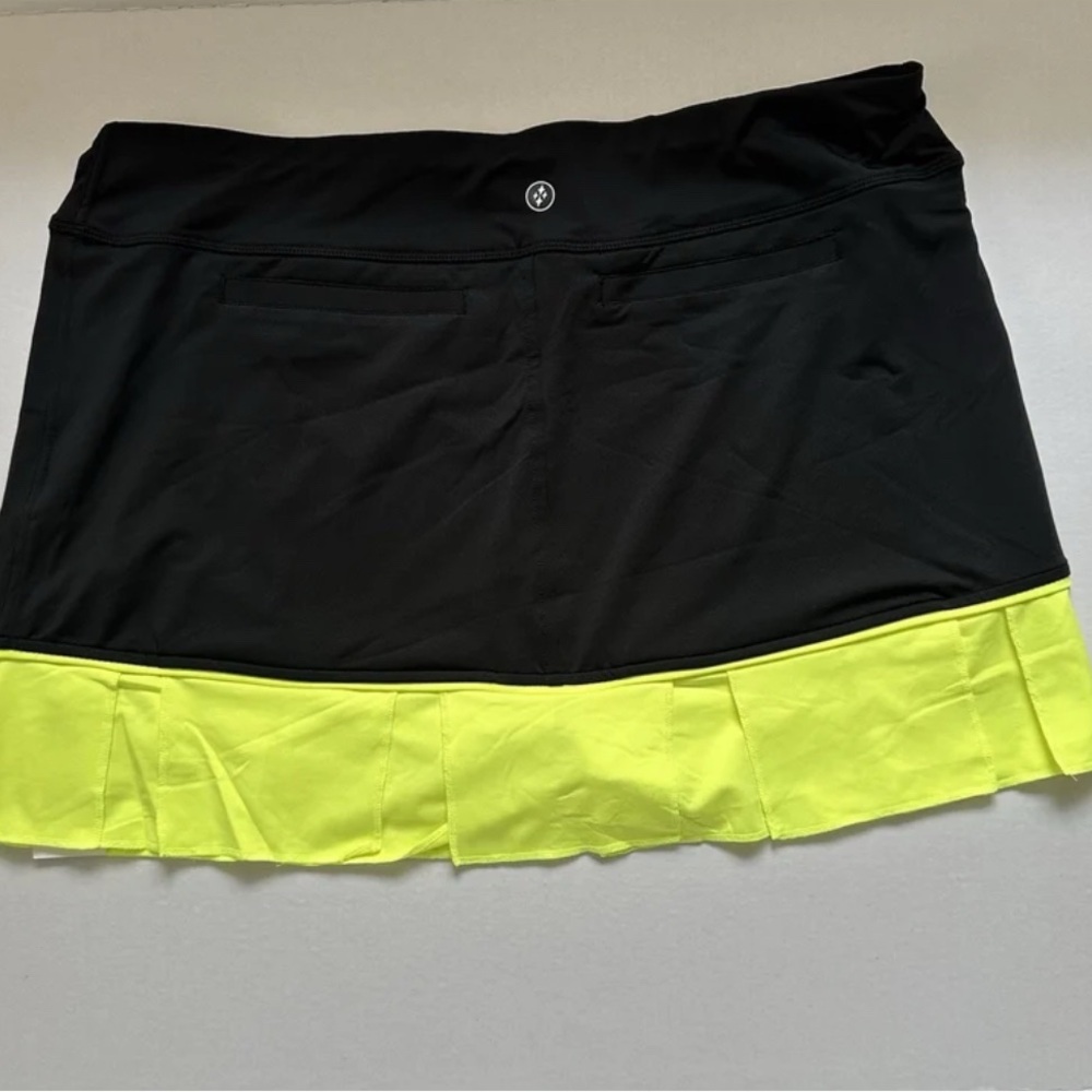 JoFit XXL Black With Yellow Ruffle Pearl Sport Skort With UPF 50 Sun protection